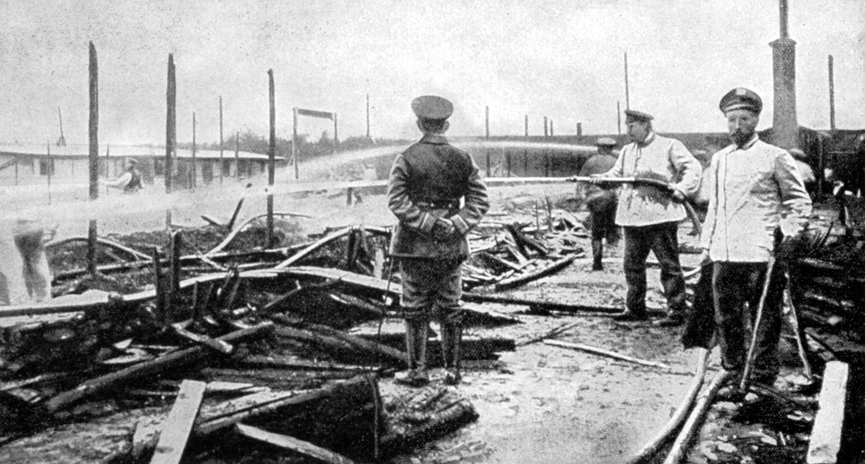 Požár poškodil zajatecký tábor v Německu, první světová válka, 1915 od Unbekannt