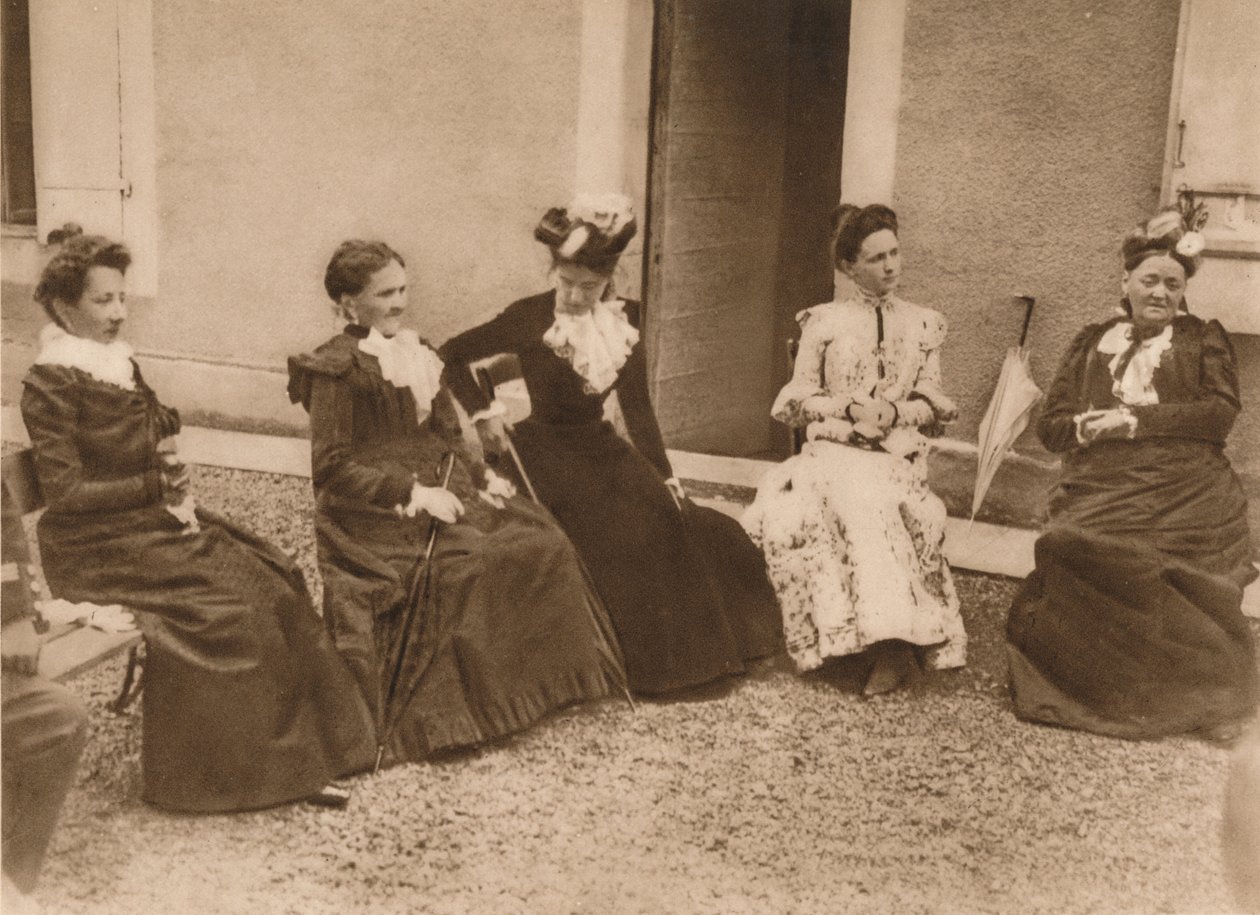 Skupina mluvících žen, 1937 od Unbekannt