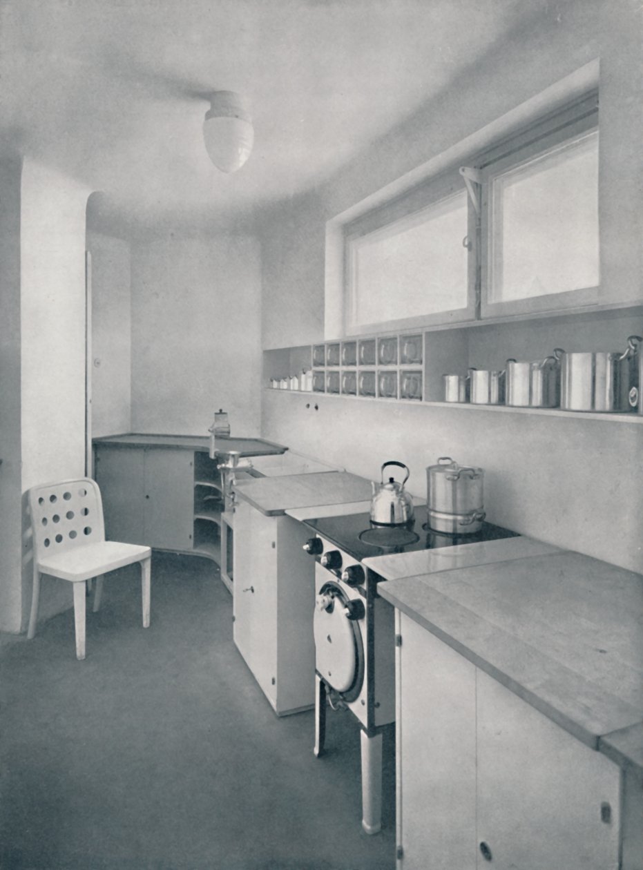 Kuchyň navržená profesorem Oswaldem Haerdtlem z Vídně, 1935 od Unbekannt