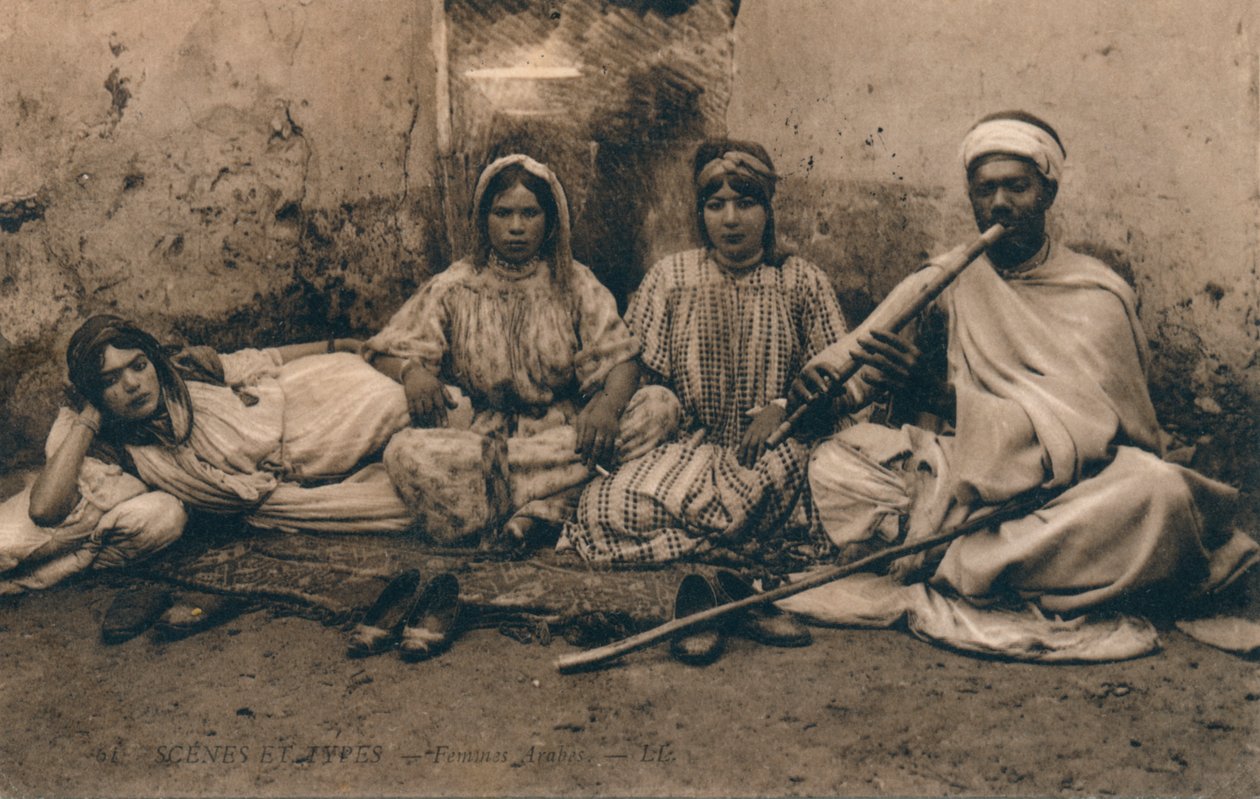 Fotografie zachycující tradiční arabské lidi, c1909 od Unbekannt