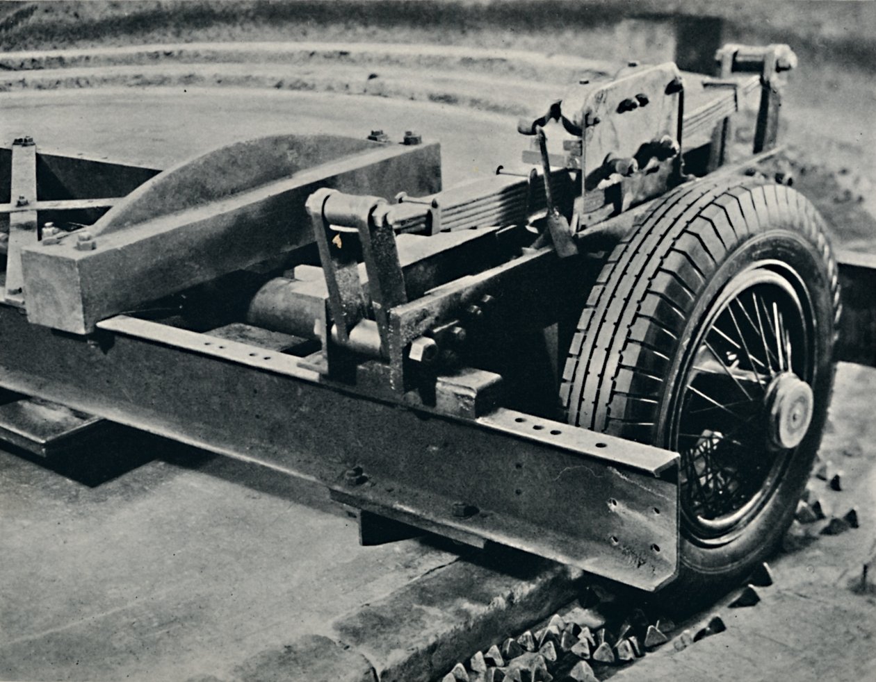 Testovaná pneumatika pro roadster, 1937 od Unbekannt