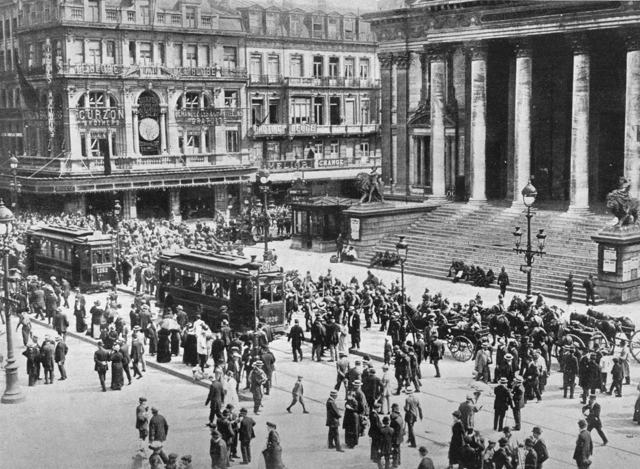 Pohled na Burzu při průchodu německých vojsk, 1914 od Unbekannt