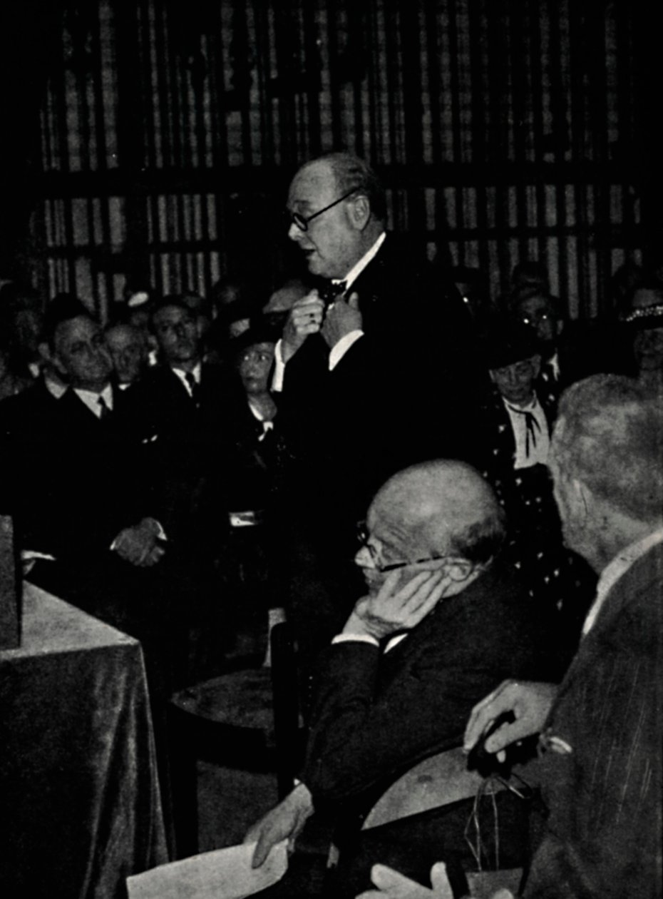 V projevu k francouzskému publiku, 24. září 1936, 1945. od Unbekannt