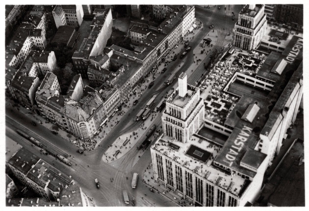 Letecký pohled na Hermannplatz, Berlin Neukoelln, Německo, ze Zeppelinu, c1931 1933 od Unbekannt