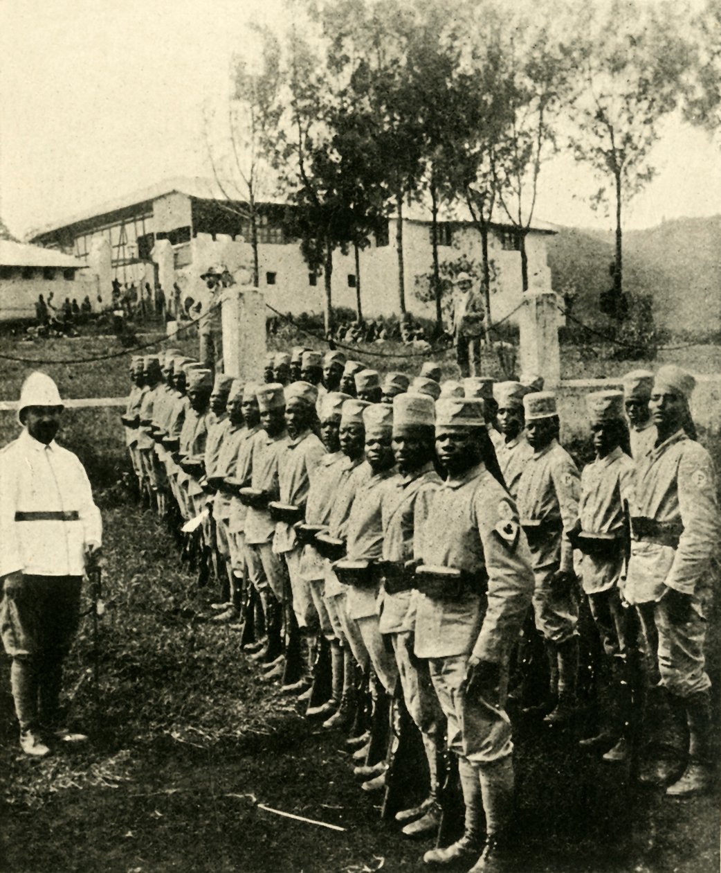 Afričtí vojáci bojující za Německo, první světová válka, 1914, c1920. od Unbekannt