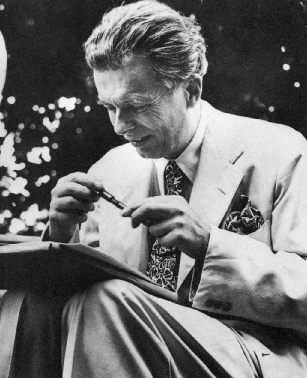 Aldous Leonard Huxley 1894-1963, anglický esejista a romanopisec, c1950 od Unbekannt