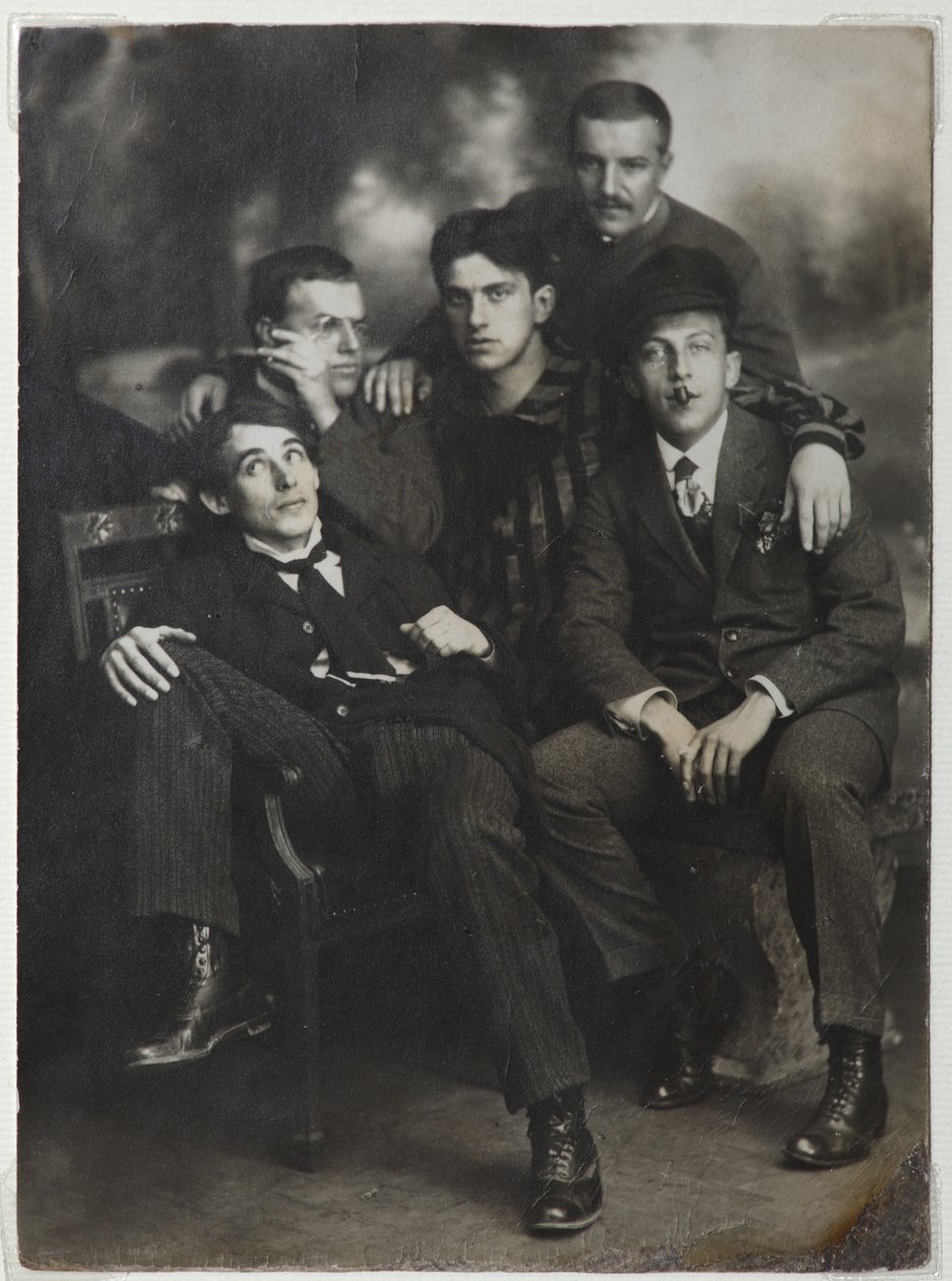 Alexey Kruchenykh, David Burlyuk, Vladimir Mayakovsky, Nikolai Burlyuk a Benedict Livshits, 1913. od Unbekannt