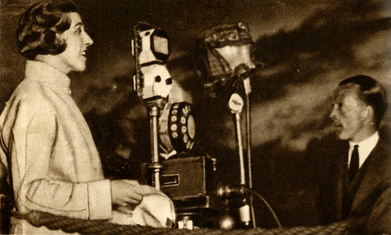 Amy Johnson vysílá z letiště Croydon, 1930, 1933. od Unbekannt