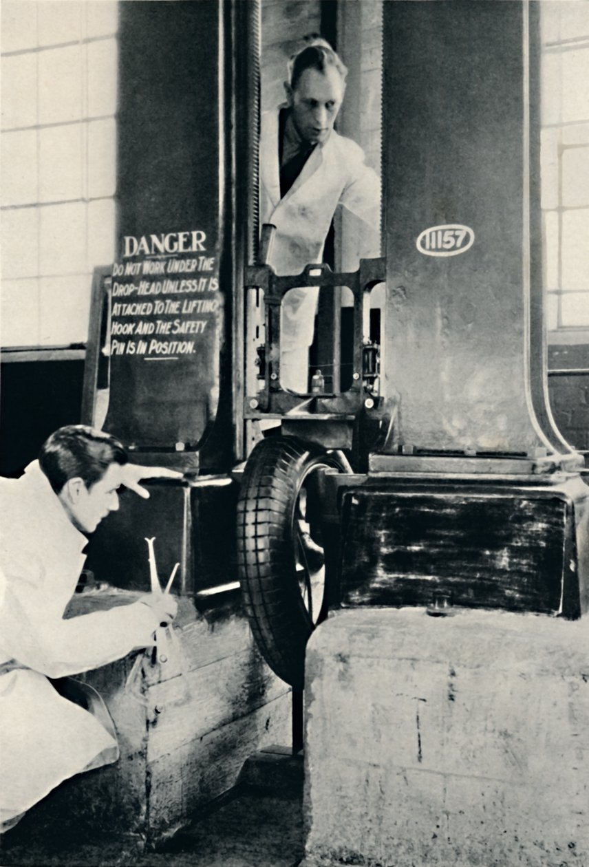 Impact Test v Dunlop Test House, 1937 od Unbekannt