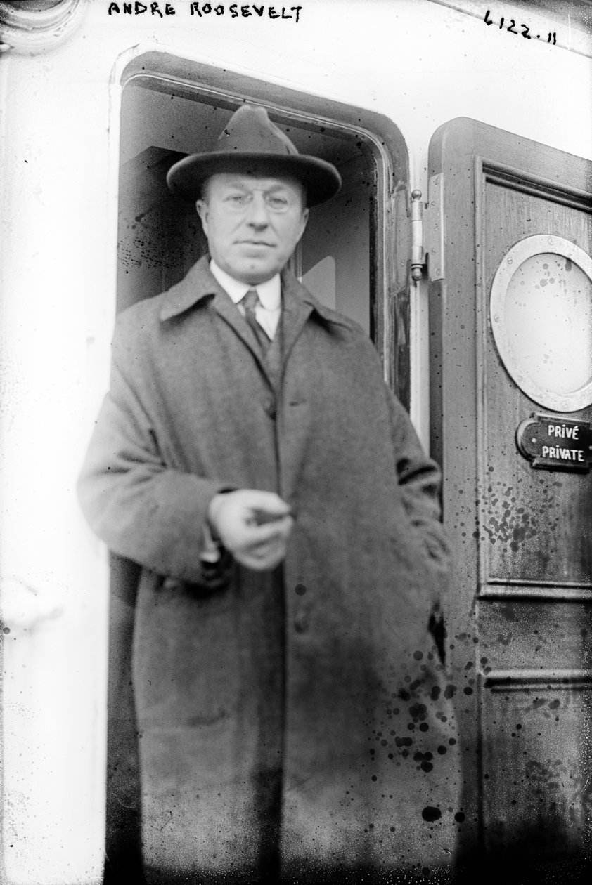 Andre Roosevelt (1879-1962) (B/W Photo) od Unbekannt