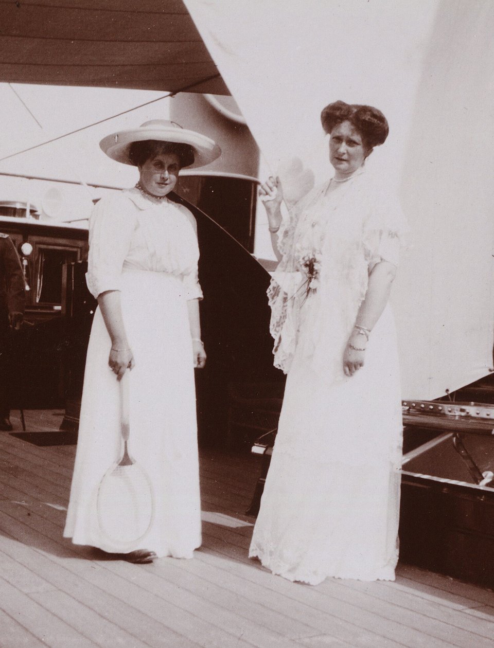 Anna Alexandrovna Vyrubova odešla s carevnou Alexandrou Fjodorovnou z Ruska, 1912-1913 od Unbekannt