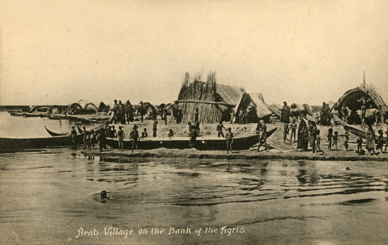Arabská vesnice na břehu Tigridu, c1918-c1939. od Unbekannt