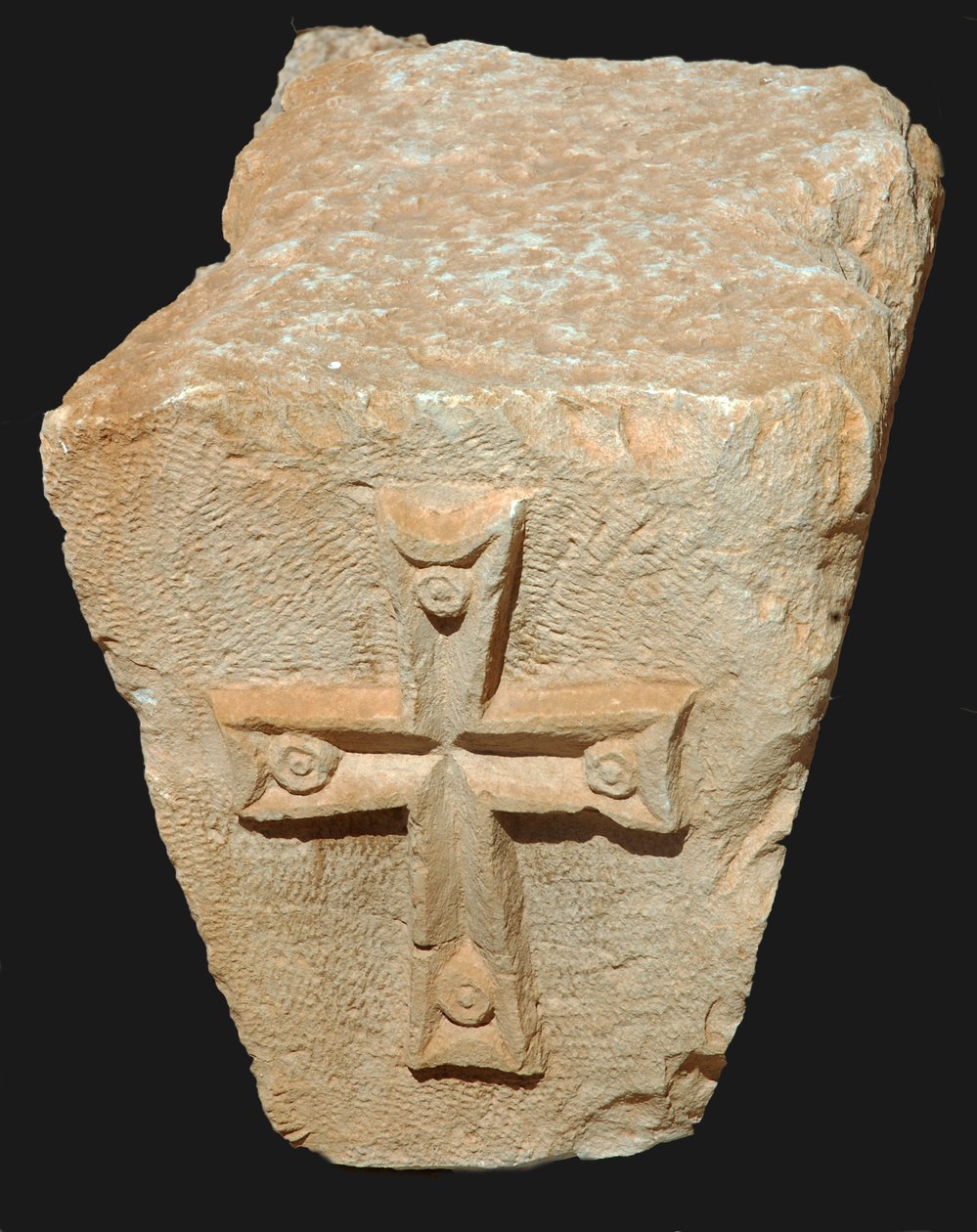 Architektonický detail byzantského hlavního města zdobeného křížem (kámen) od Unbekannt