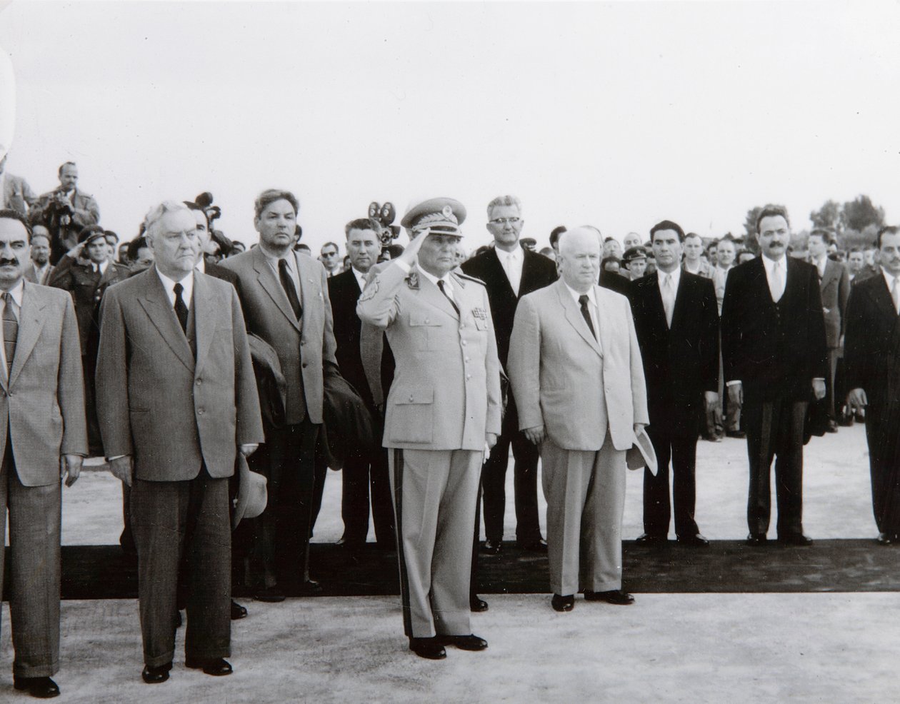 Příjezd sovětské delegace do Bělehradu, Jugoslávie, 26. května 1955. od Unbekannt