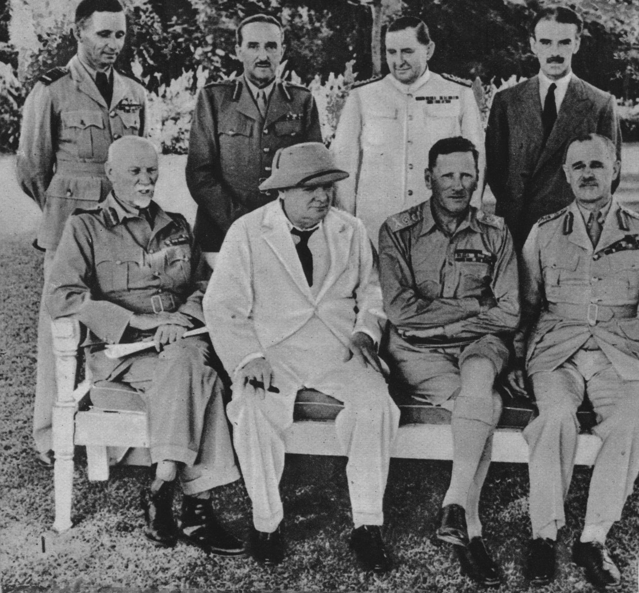 Na frontě v Egyptě: pan Churchill v Káhiře se členy Blízkovýchodní válečné rady, 1942 od Unbekannt