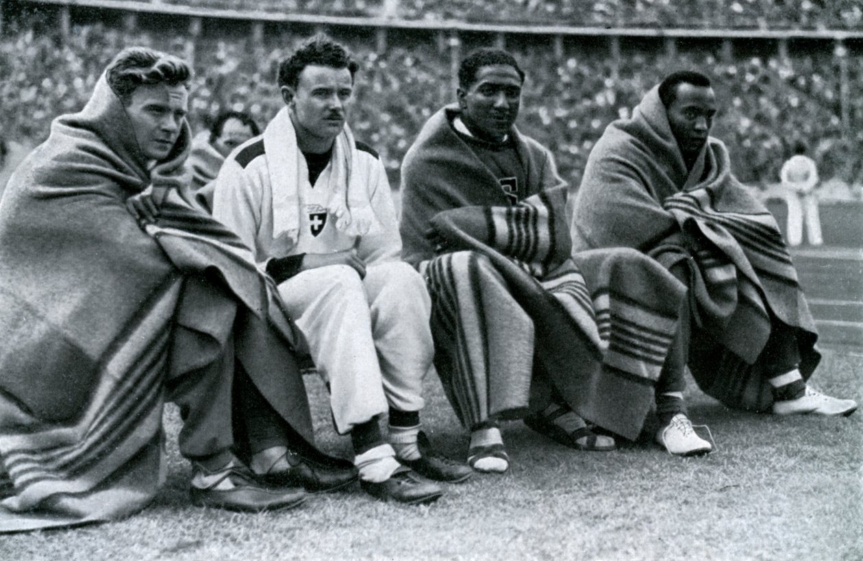 Sportovci Frank Wykoff, Paul Hanni, Ralph Metcalfe a Jesse Owens, olympijské hry v Berlíně, 1936 od Unbekannt