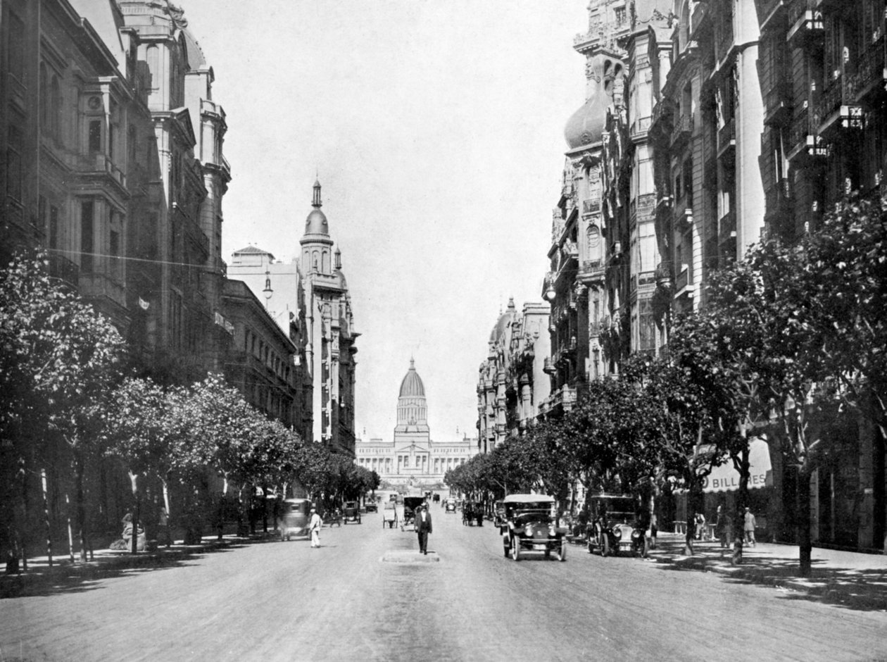 May Avenue May Avenue, Buenos Aires, Argentina od Unbekannt