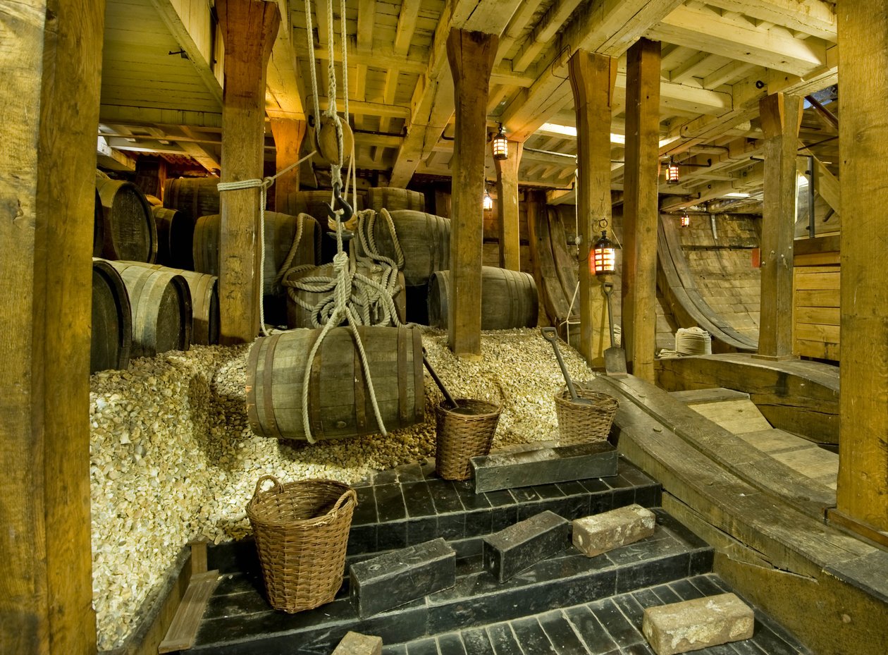 Zátěž v podpalubí HMS Victory, 2013 (foto) od Unbekannt