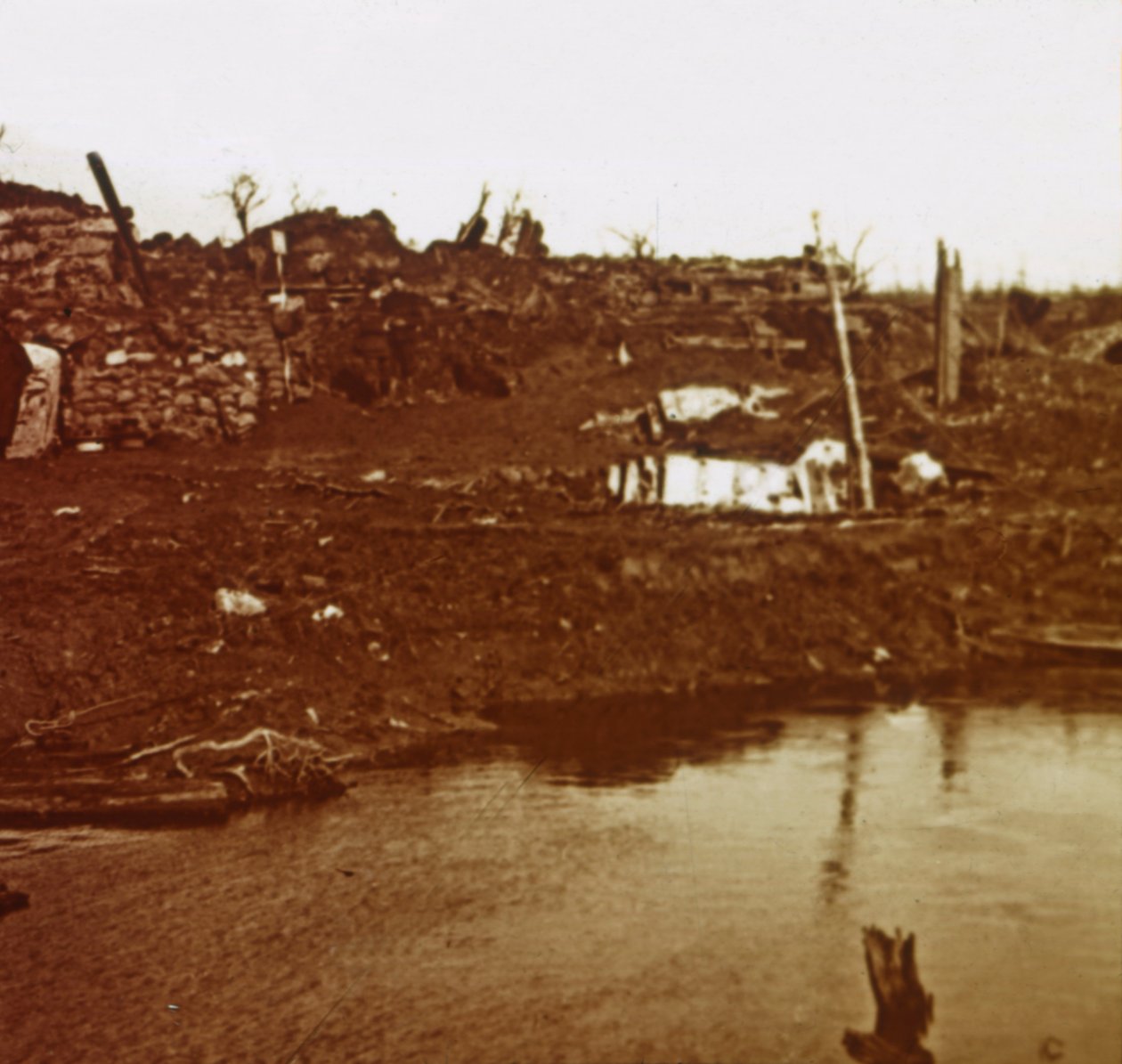 Battlefield, c1914-c1918 od Unbekannt