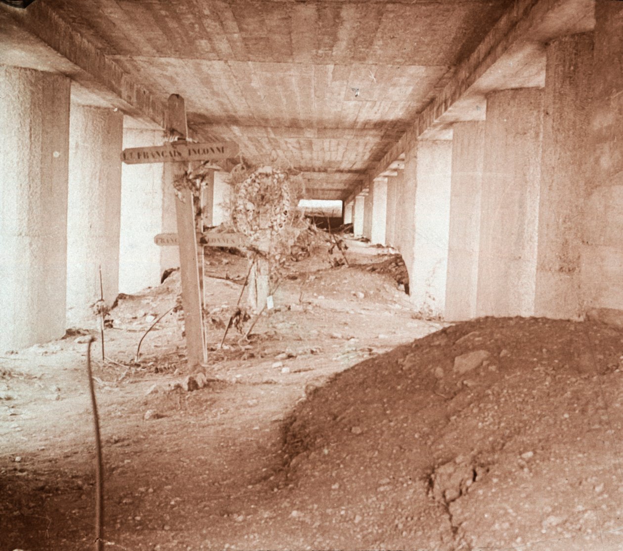 Bajonetový příkop, Verdun, severní Francie, c1916-c1918. od Unbekannt