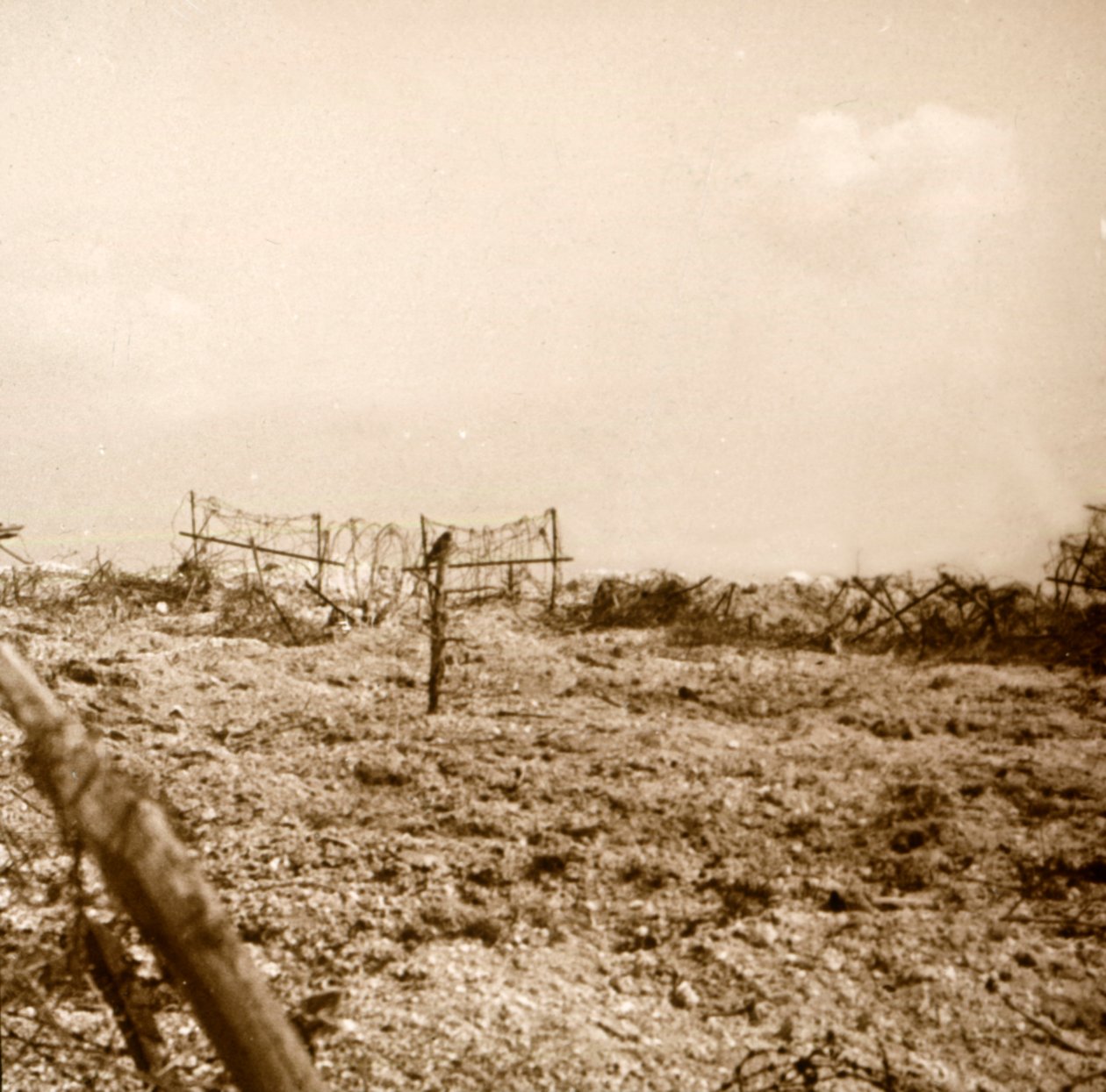 Mezi řádky, Verdun, severní Francie, c1914-c1918 od Unbekannt