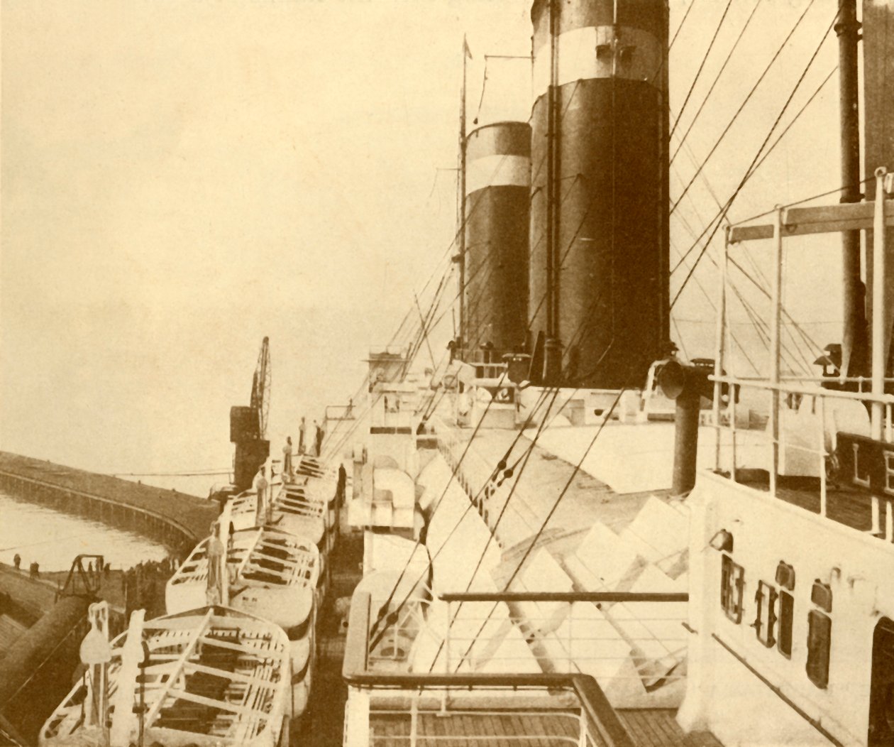 Boat Deck of the Leviathan., c1930. od Unbekannt