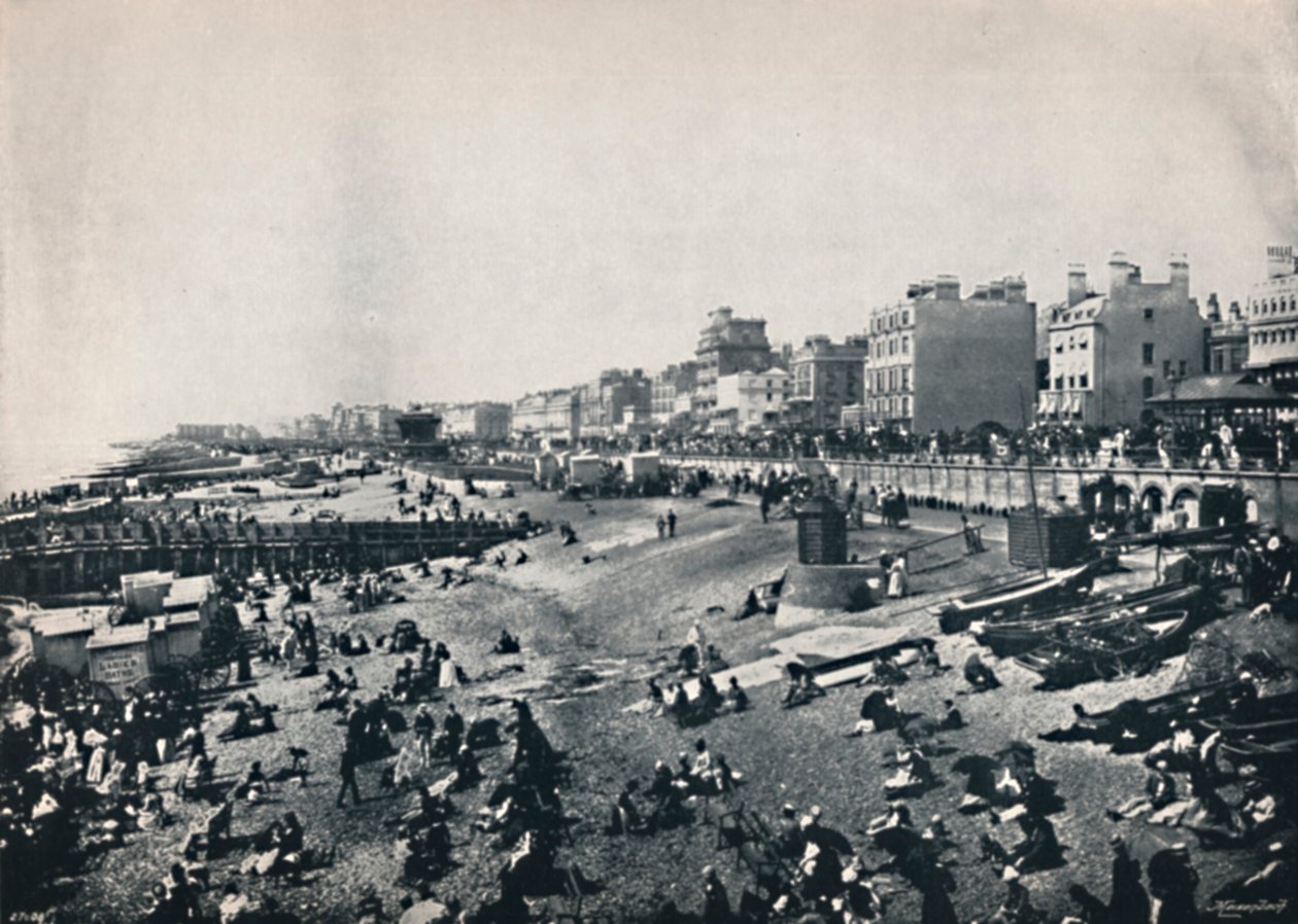 Brighton - A Long Stretch of the Beach, 1895 od Unbekannt