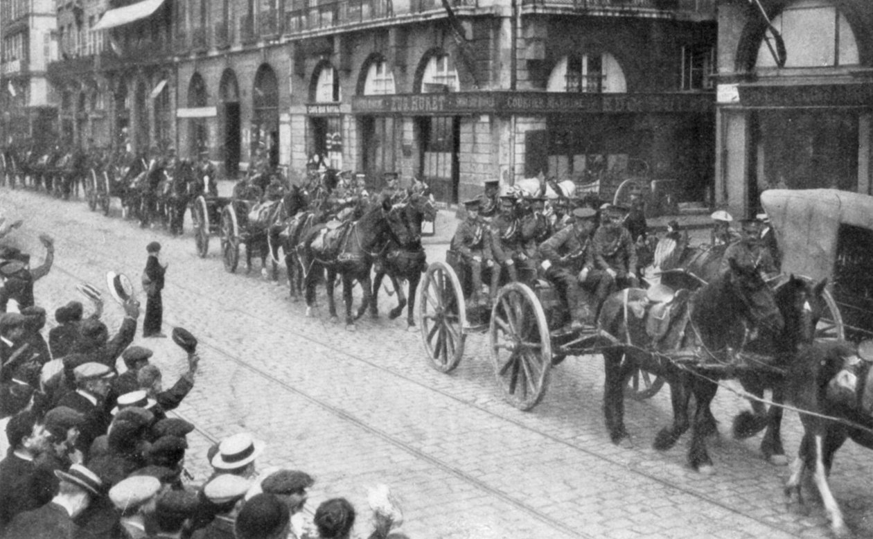 Britské dělostřelectvo tažené koňmi v Rouen, Francie, srpen 1914, 1926 od Unbekannt