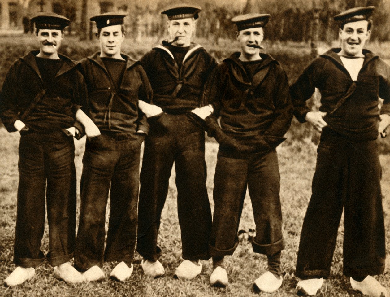 Britští námořníci v holandských dřevácích, první světová válka, 1914-1918, 1933. od Unbekannt