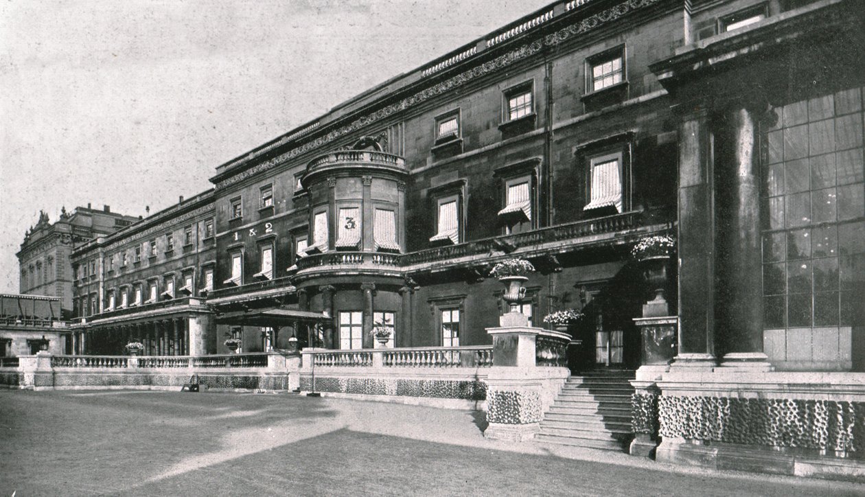 Buckinghamský palác...ukazuje místnost, ve které král zemřel, 1910. od Unbekannt