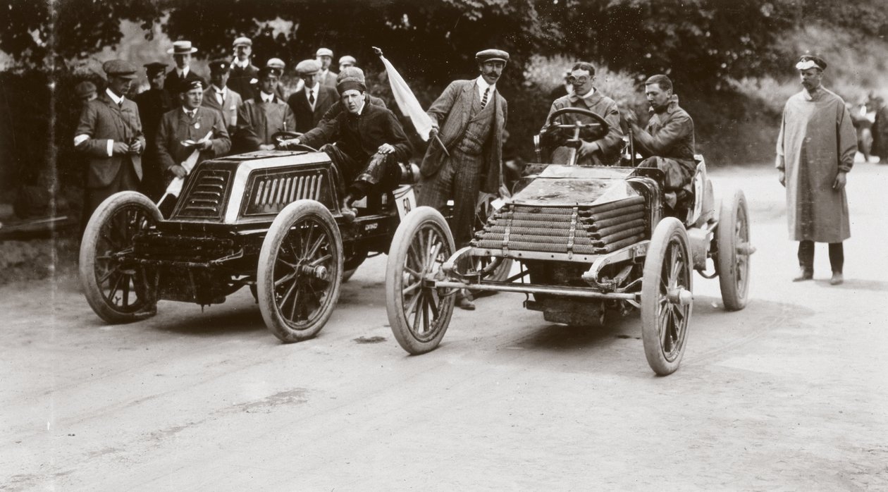 Mors C S Rolls 80 hp (vlevo) soutěží s Wolseley v Irsku od Unbekannt