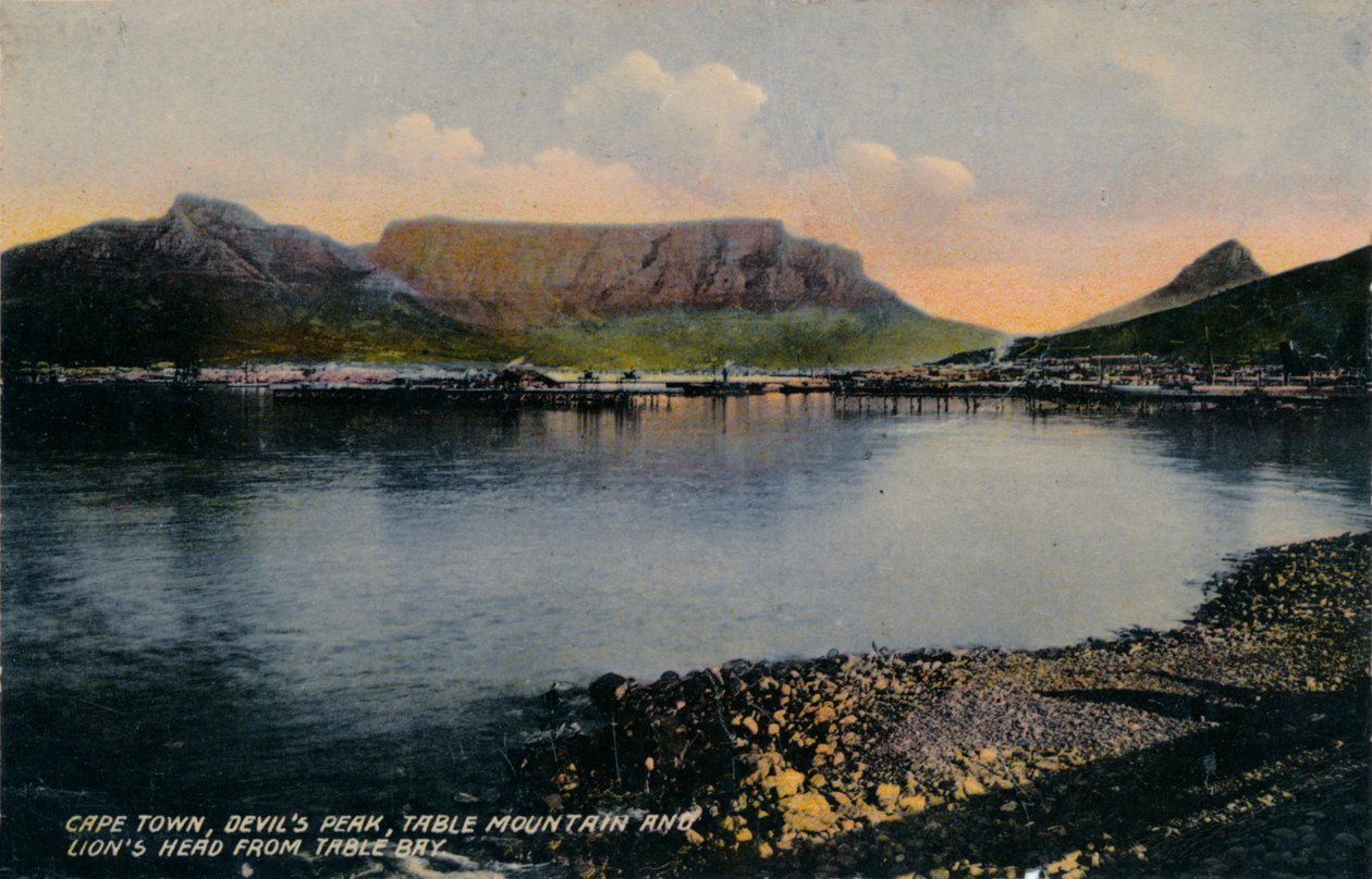 Cape Town, Devils Peak, Table Mountain a Lions Head z Table Bay, c1900 od Unbekannt