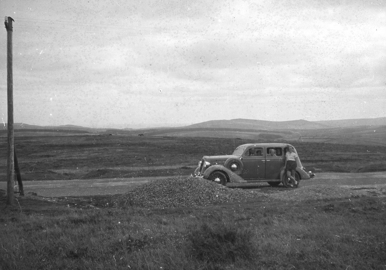 Auto na Bodmin Moor, Cornwall, 30. až 40. léta 20. století od Unbekannt