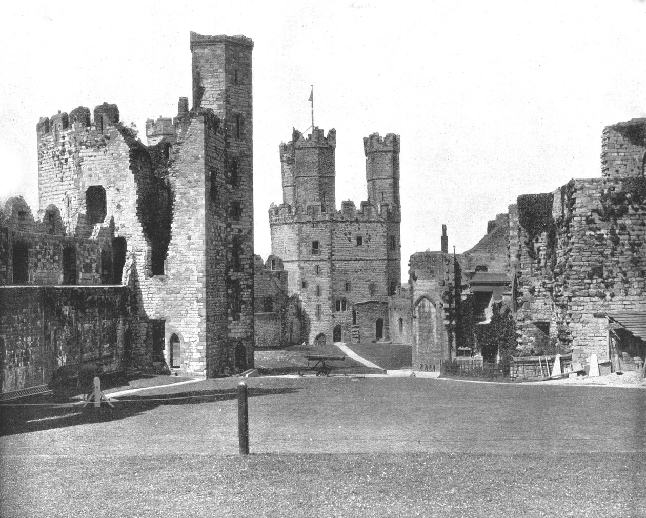 Hrad Carnarvon, Severní Wales, 1894. od Unbekannt