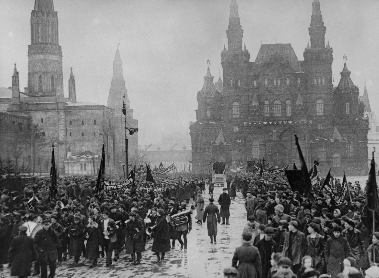 Oslavy u příležitosti 8. výročí Říjnové revoluce v Moskvě, 1925. od Unbekannt