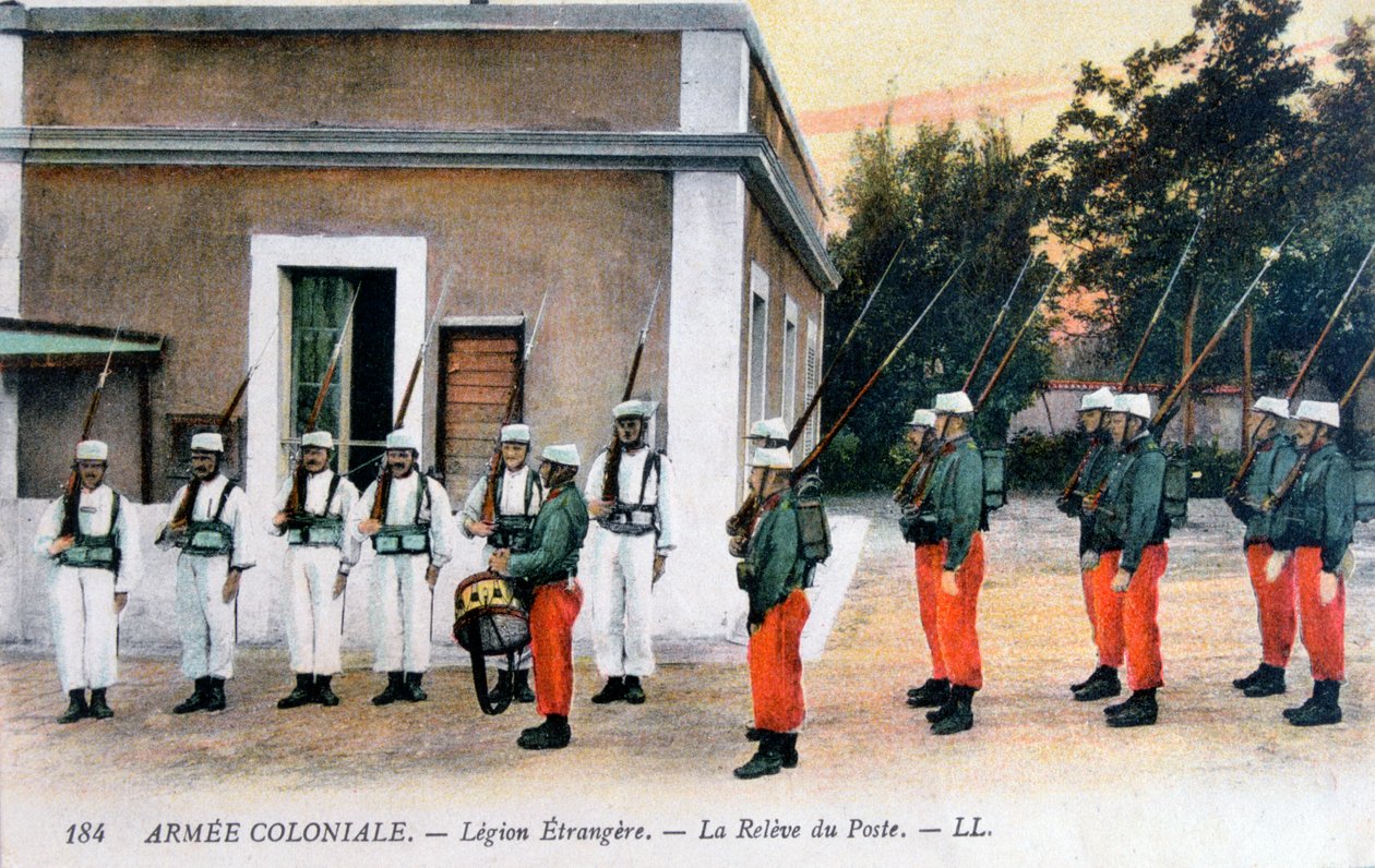 Střídání stráží, Francouzská cizinecká legie, c1910 od Unbekannt