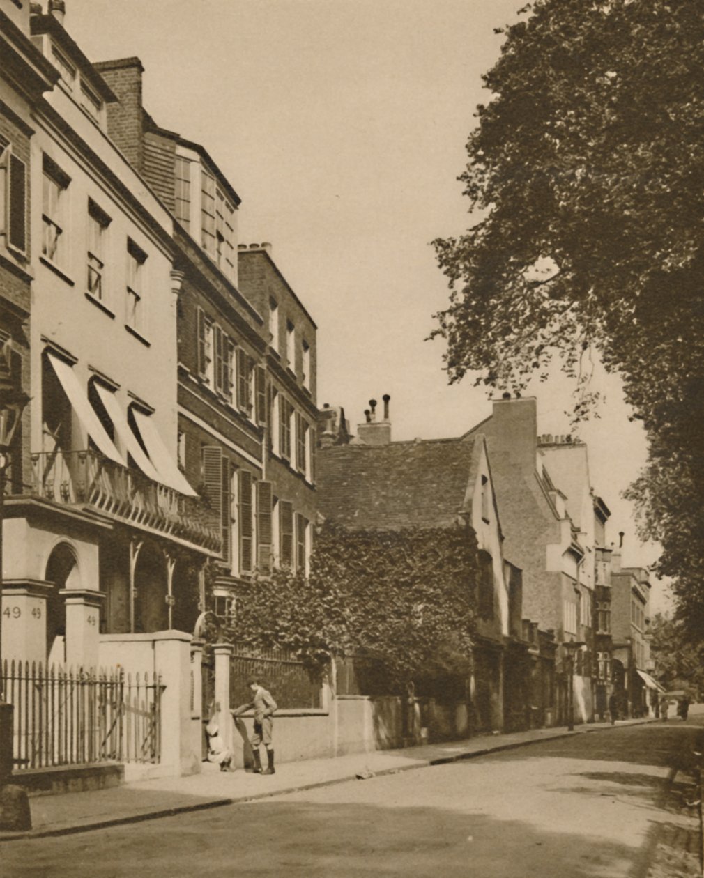 Cheyne Walk, Demure Road Look Over The River, je bohatá na vzpomínky, c1935. od Unbekannt