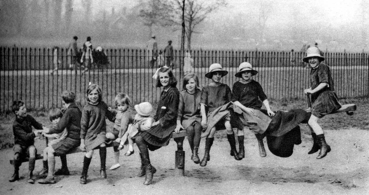 Děti v parku, Londýn, 1926-1927 od Unbekannt