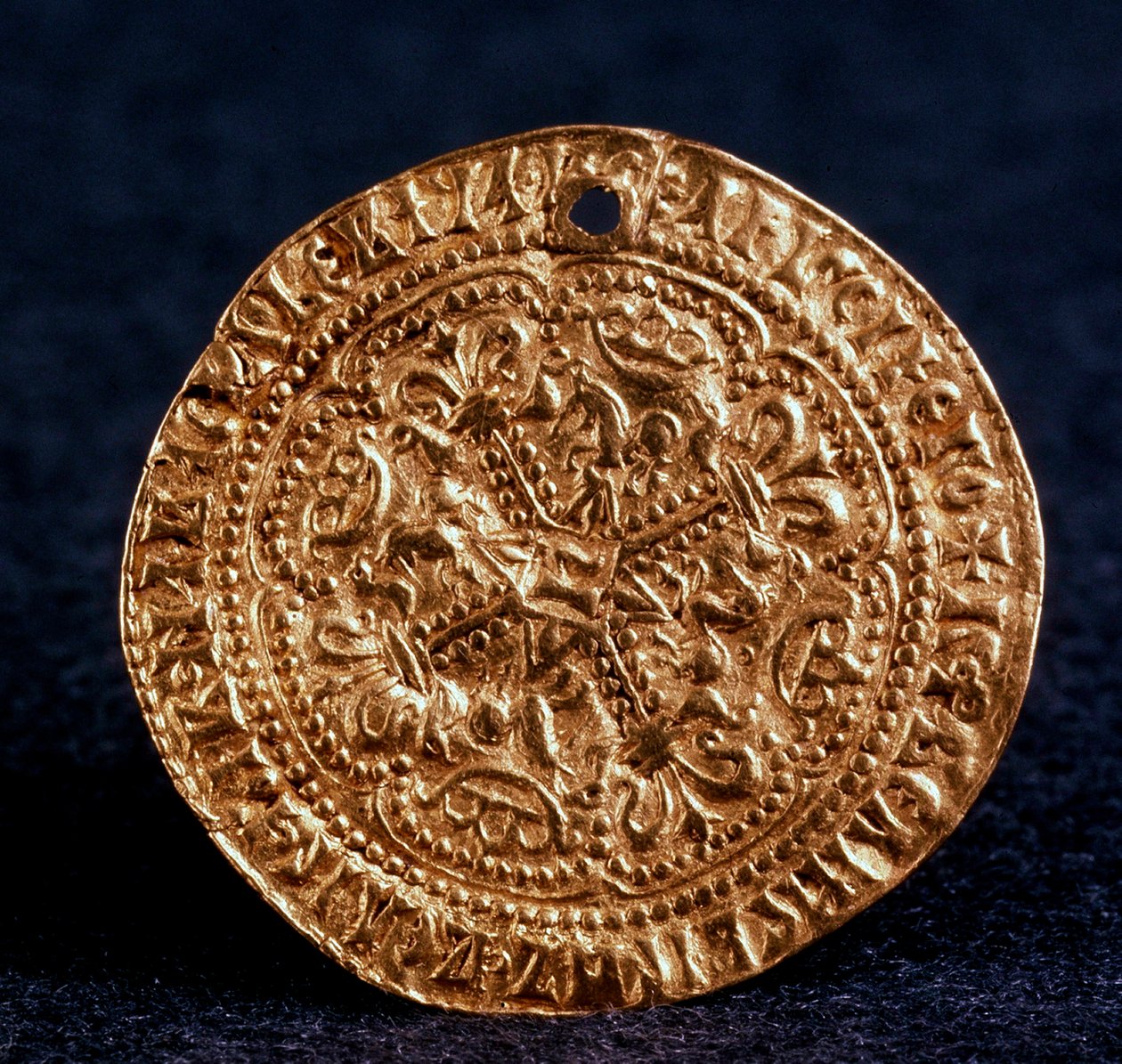 Mince Korabelnik cara Ivana III Averse: květinový kříž, 1471-1490 od Unbekannt