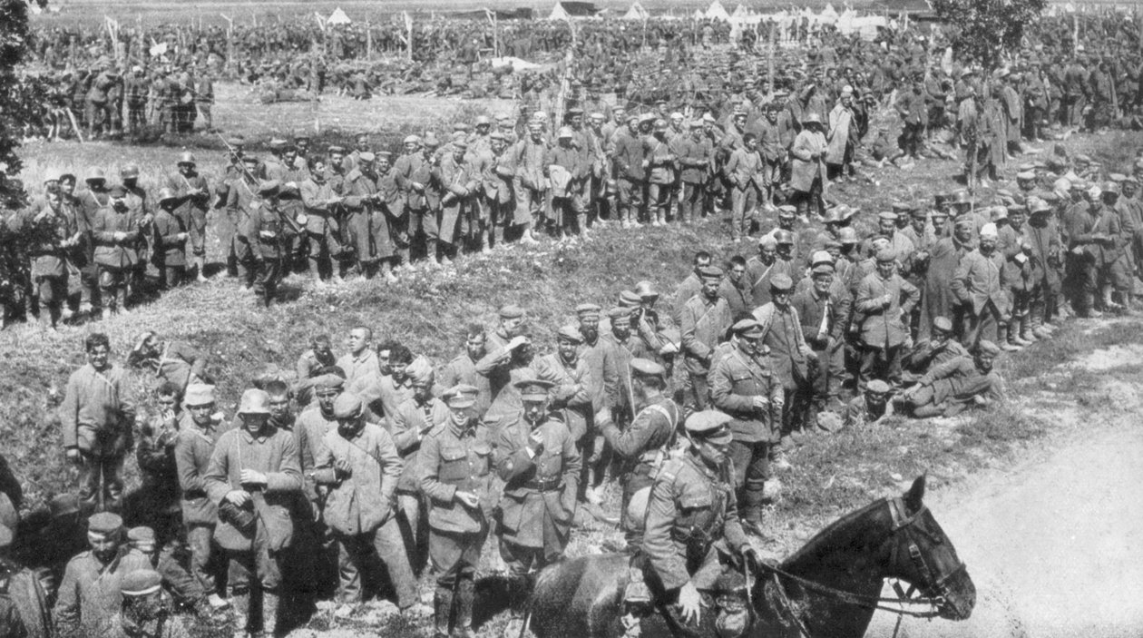 Sloupce německých zajatců, Somme, Francie, 1918 od Unbekannt