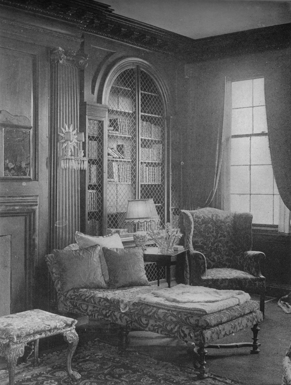 Pohodlný kout v knihovně s knihovnou, dům slečny Anne Morganové, New York City, 1924 od Unbekannt