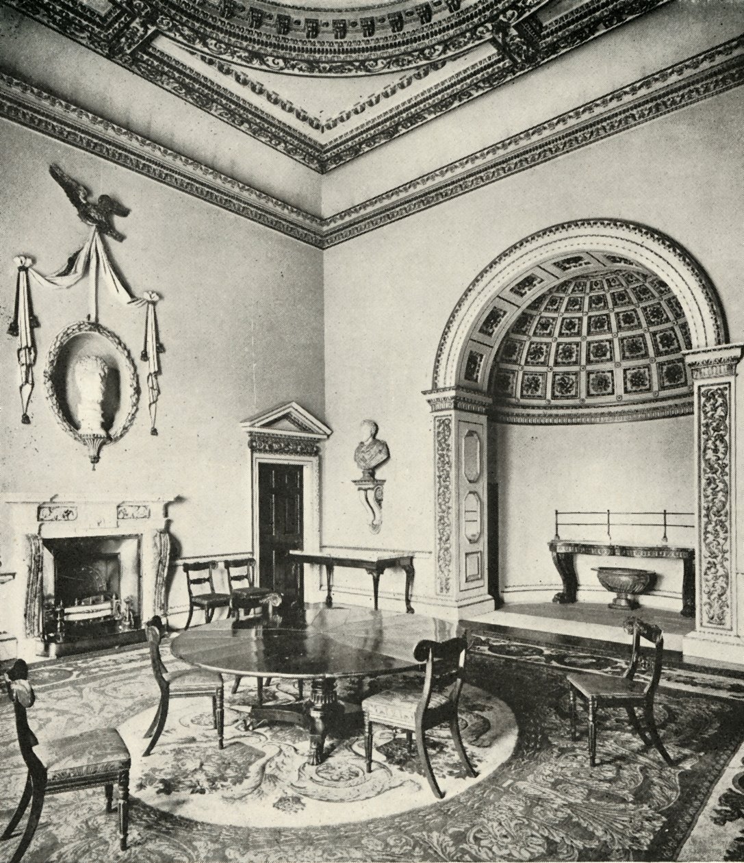 Kontrastní interiéry: Palladian - The Dining-Room, Holkham, Norfolk, William Kent, s Regency od Unbekannt