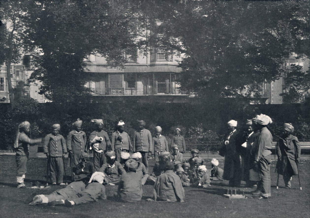 Rekonvalescentní indičtí vojáci hrají Quoits na východních trávnících, c1915, 1939 od Unbekannt
