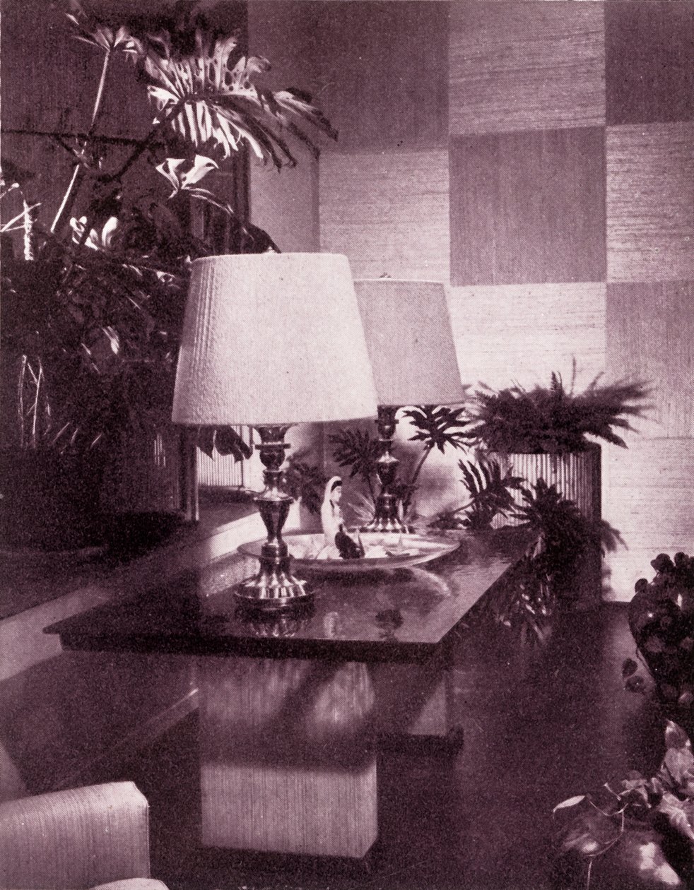Roh velkého obývacího pokoje, navržený Paulem T. Franklem, 1949. od Unbekannt