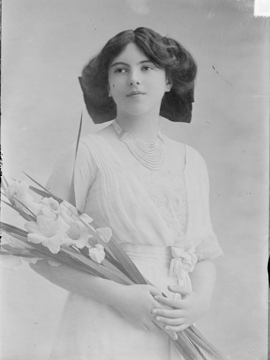 Countess Naděje Mikhailovna de Torby 1896-1963, c. 1915 od Unbekannt