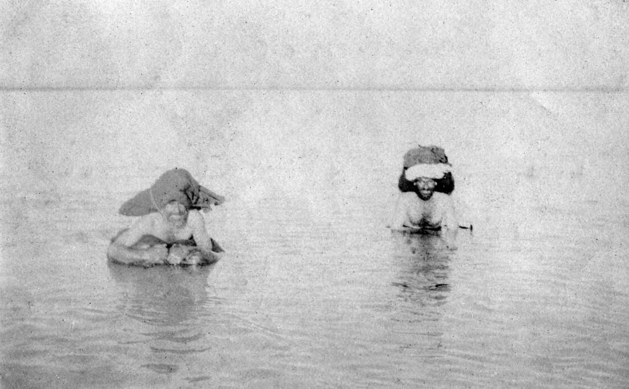 Přechod řeky Tigris na nafouknutých kozích kůžích, 1918 od Unbekannt