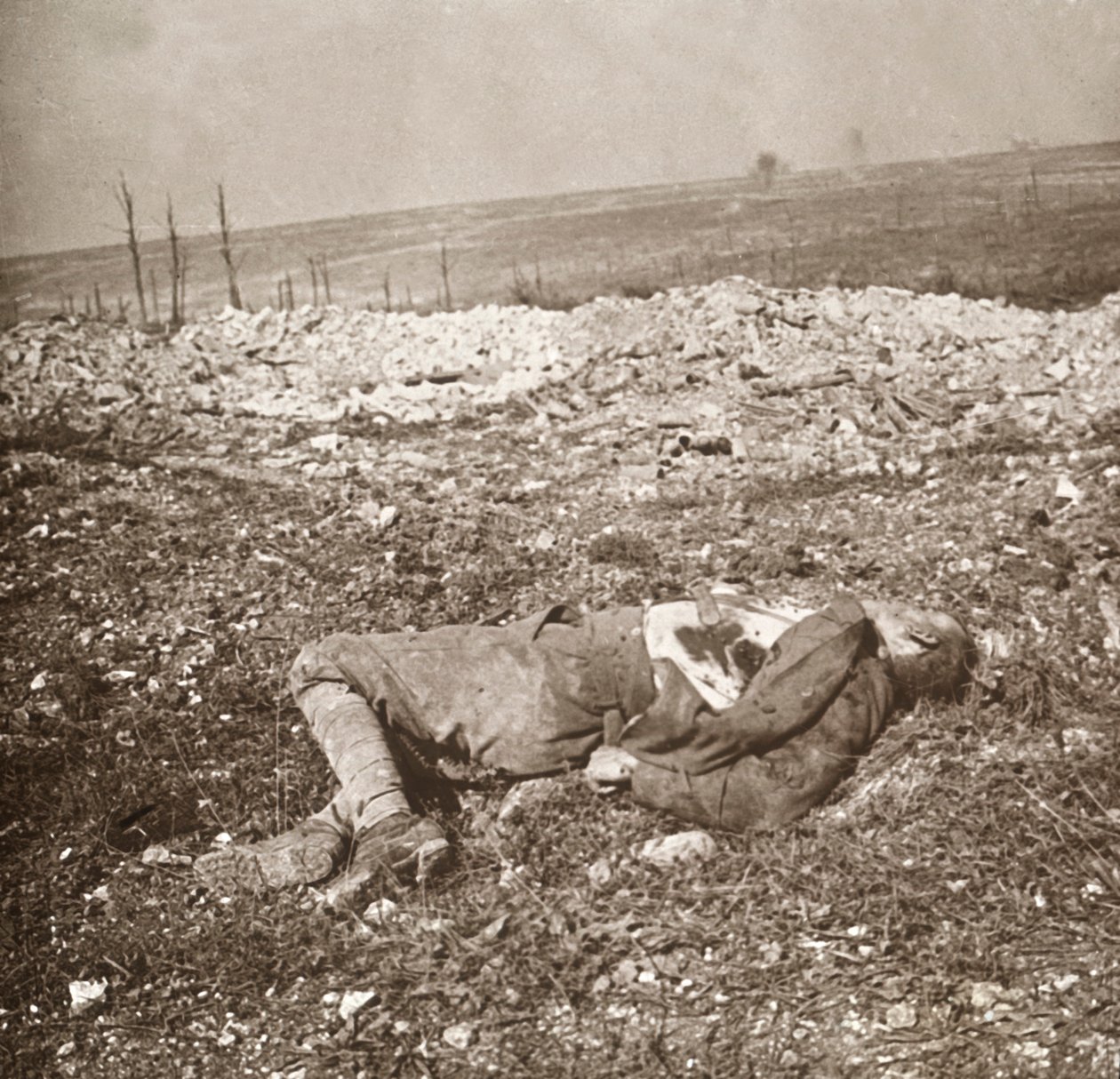 Mrtvý německý voják, Verdun, severní Francie, c1914-c1918. od Unbekannt
