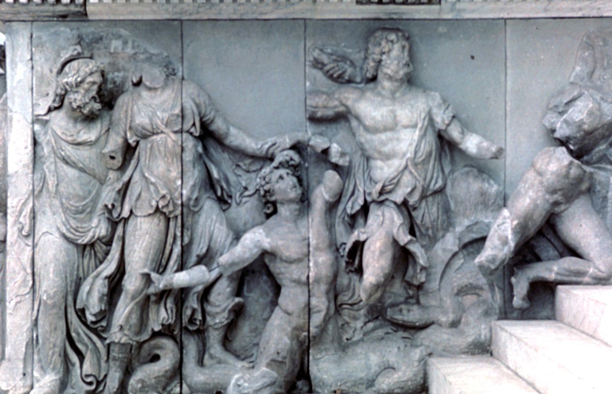 Detail z Velkého vlysu Pergamonského oltáře, 180-159 př.nl od Unbekannt
