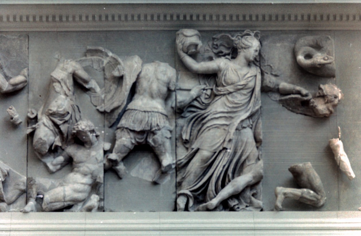 Detail z Velkého vlysu Pergamonského oltáře, 180-159 př.nl od Unbekannt