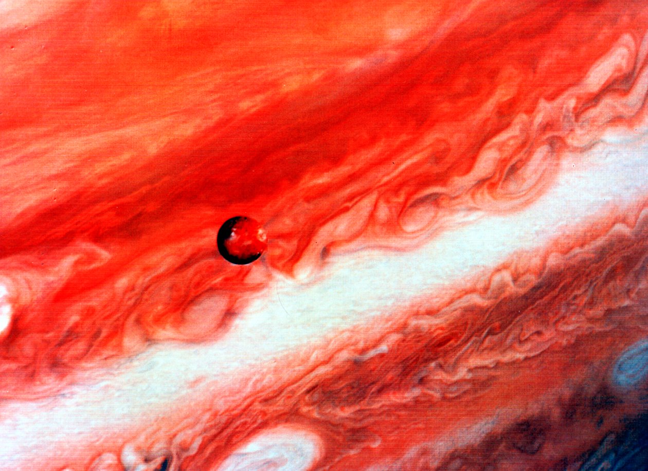 Detail Jupiteru a jeho vnitřní družice lo od Unbekannt